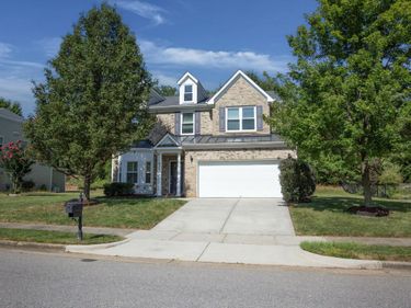 804 Blue Thorn Drive, Apex, NC 27539