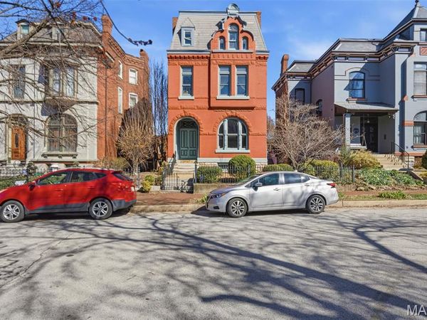 2347 Albion Place, Unit A, St Louis, MO 63104