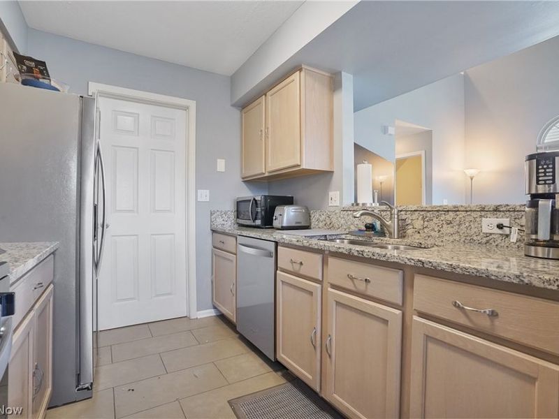 3885 Heron Court, Stow, OH 44224 Photo 13