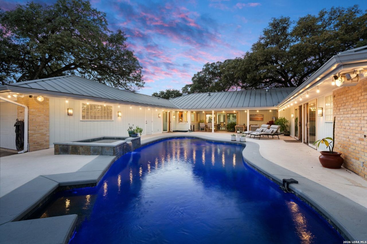 9202 Village Drive, San Antonio, TX 78217 Main Photo