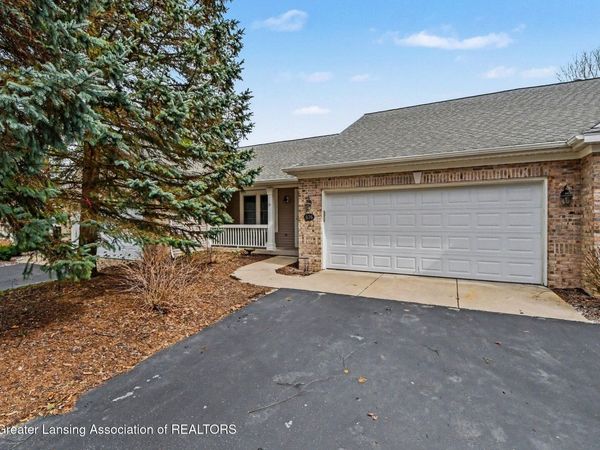 636 Abbey Mill Drive, Ada, MI 49301