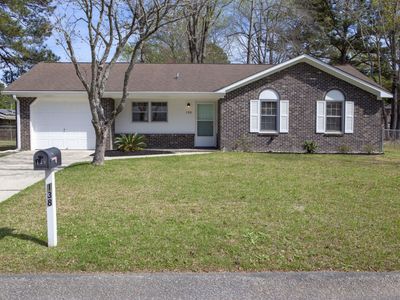 138 Pawley Drive, Summerville, SC 29483