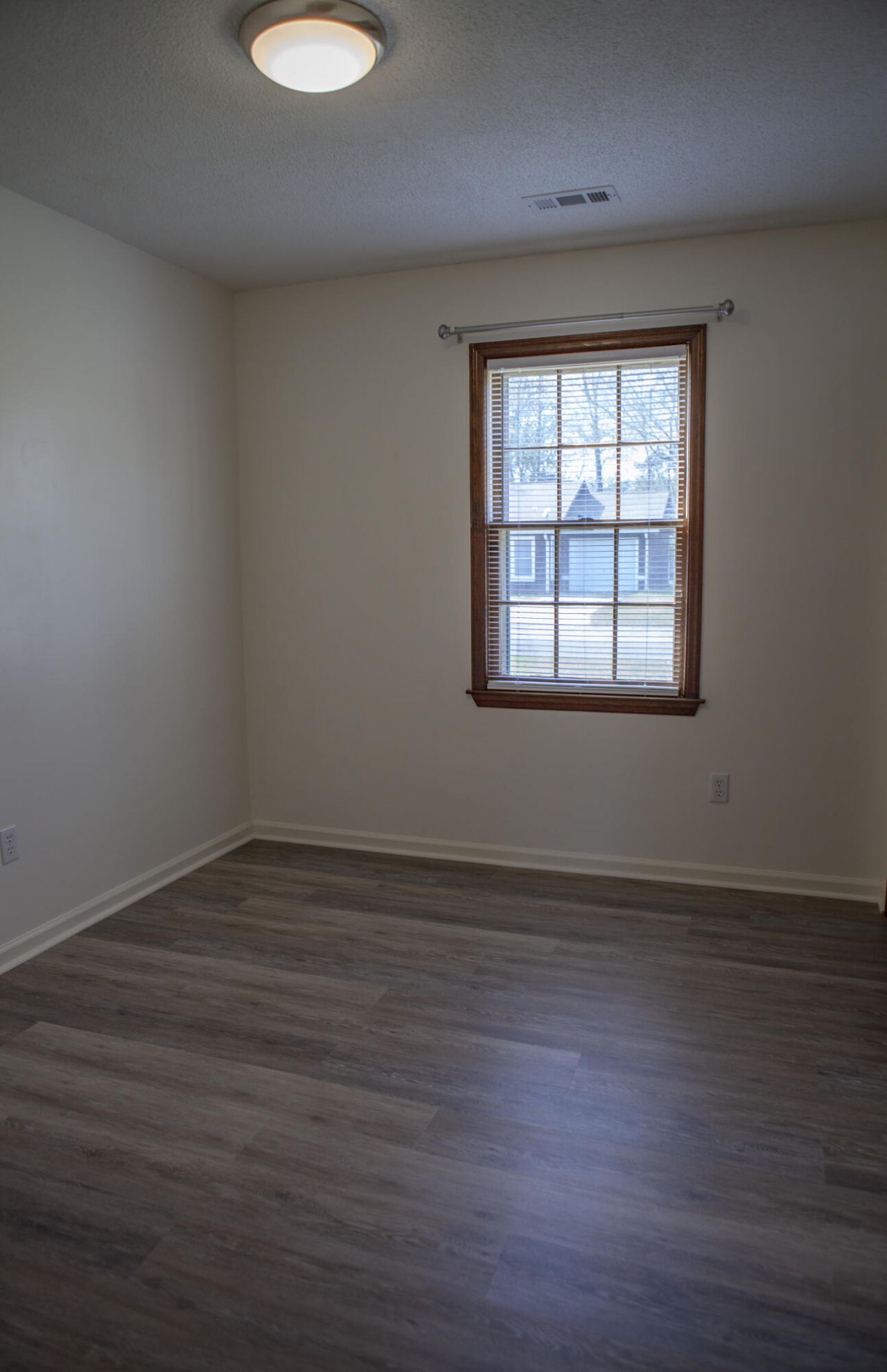 138 Pawley Drive Photo 18