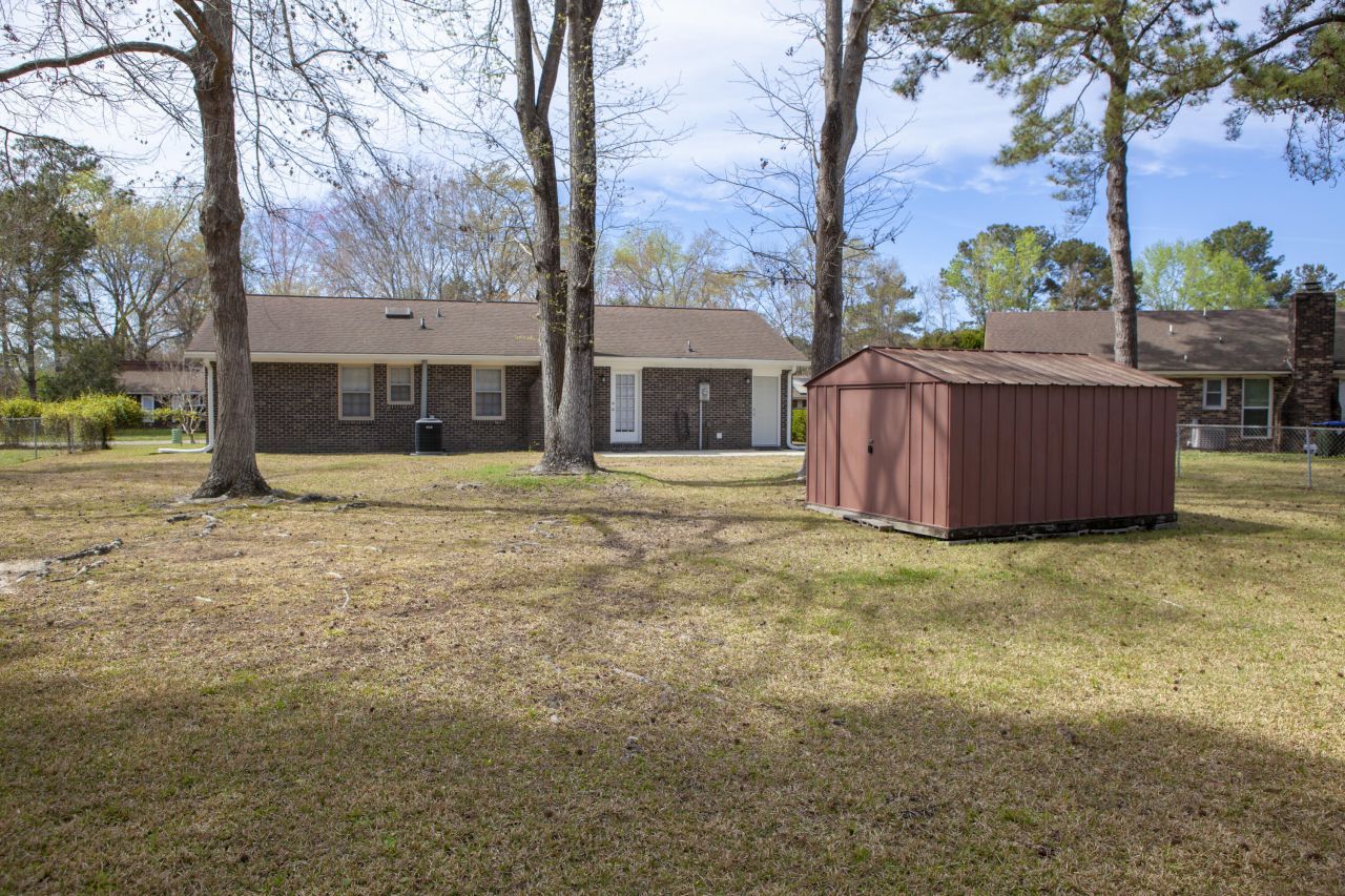 138 Pawley Drive Photo 23