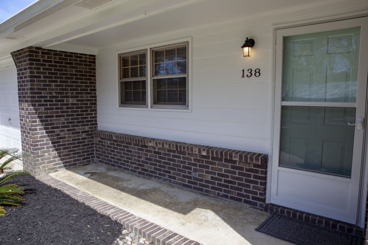 138 Pawley Drive Photo 4