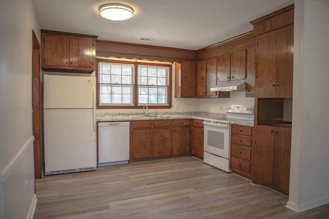 138 Pawley Drive Photo 7