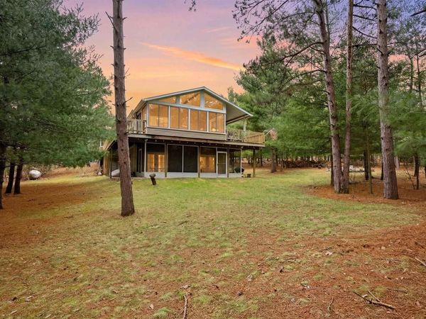 1008 Gem Avenue, Wisconsin Dells, WI 53965