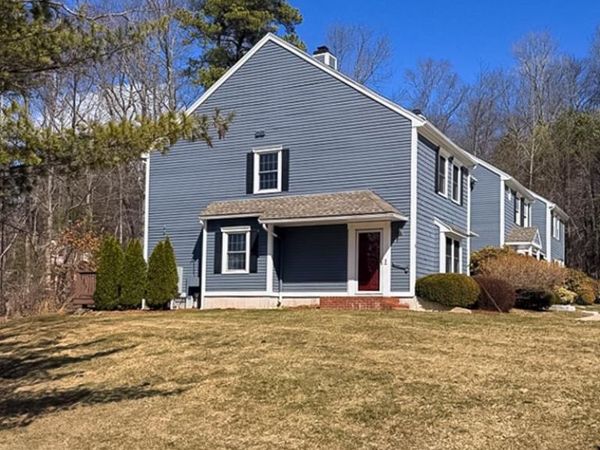 16 Stillwater Drive, Nashua, NH 03062