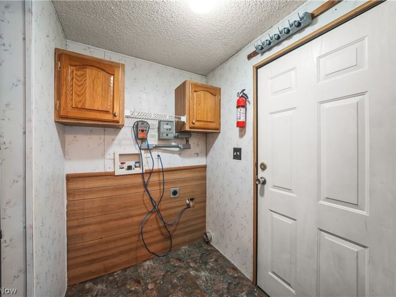 8698 Pierce Road, Garrettsville, OH 44231 Photo 14