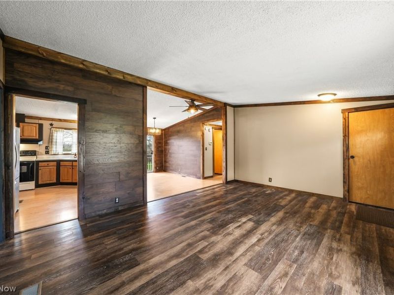 8698 Pierce Road, Garrettsville, OH 44231 Photo 25