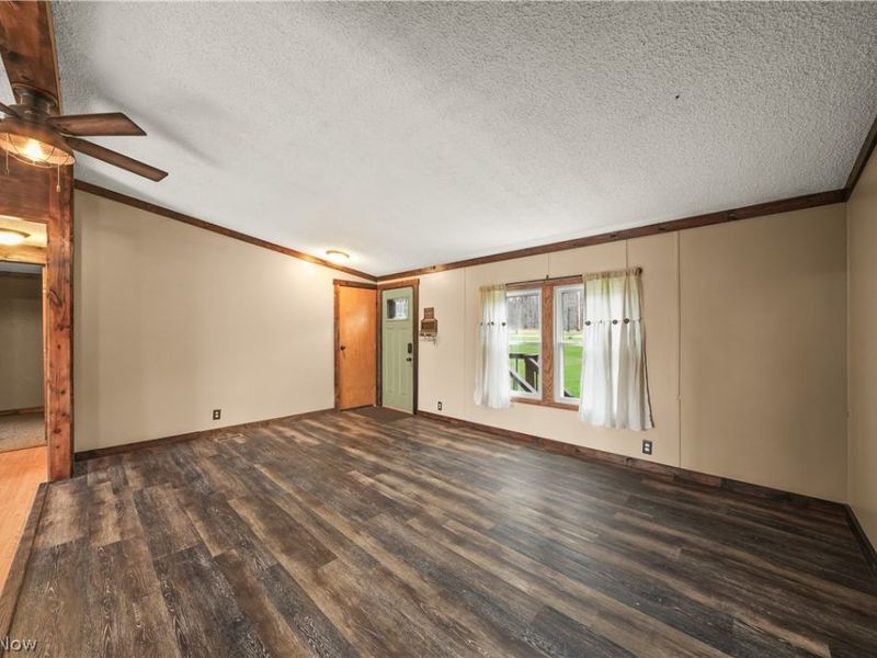 8698 Pierce Road, Garrettsville, OH 44231 Photo 7