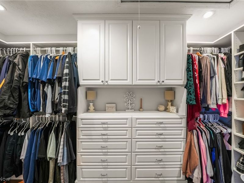 11779 Derbyshire Lane, Chagrin Falls, OH 44023 Photo 24