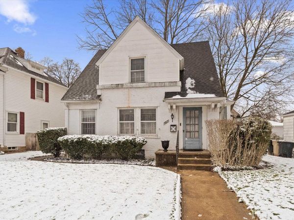 2517 Erskine Boulevard, South Bend, IN 46614