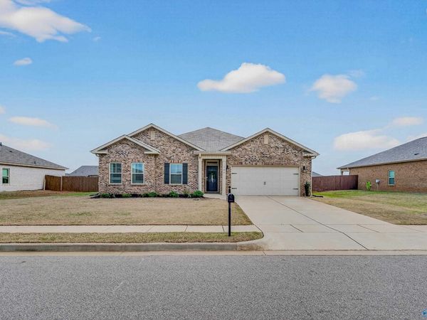 102 Arctic Fox Trail, Meridianville, AL 35759