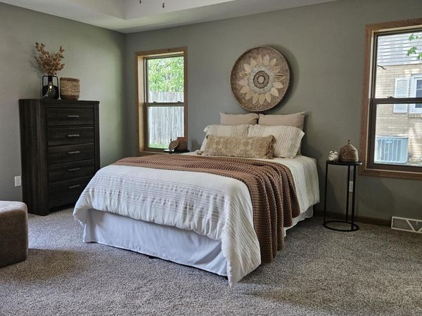 915 Suthrland Avenue, Janesville, WI 53545