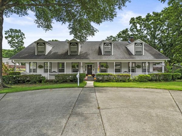 5912 North Hills Blvd, North Little Rock, AR 72116