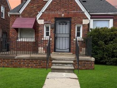 10318 Beaconsfield Street, Detroit, MI 48224