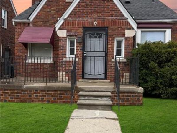 10318 Beaconsfield Street, Detroit, MI 48224