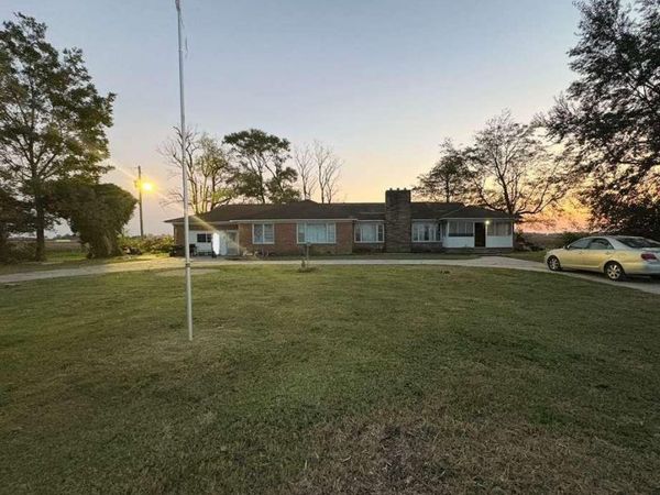 10346 County Road 610 , Arbyrd, MO 63821