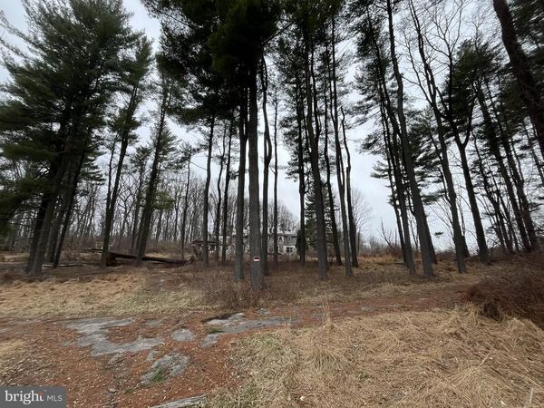 1004 GARRETT ROAD , NEWTOWN SQUARE, PA 19073