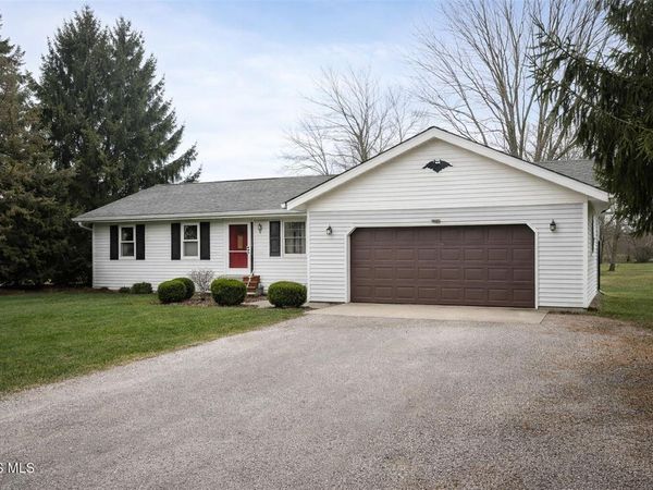 3881 County Road 2, Swanton, OH 43558