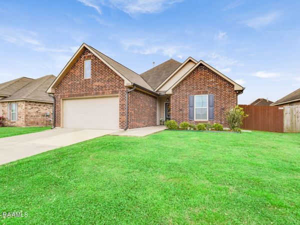 208 Saint Faith Street, Youngsville, LA 70592