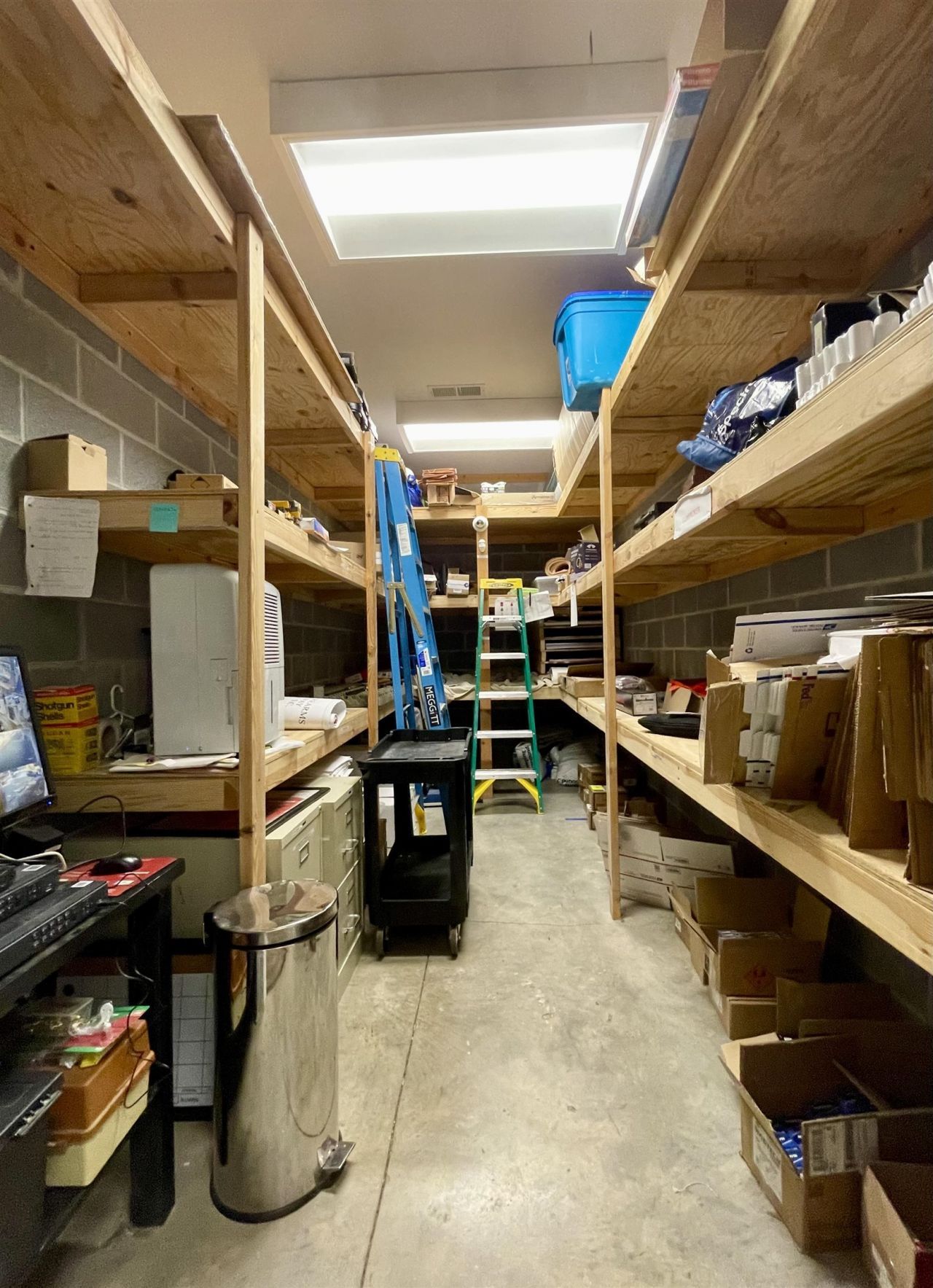 9881 Ocean Highway  Photo 11