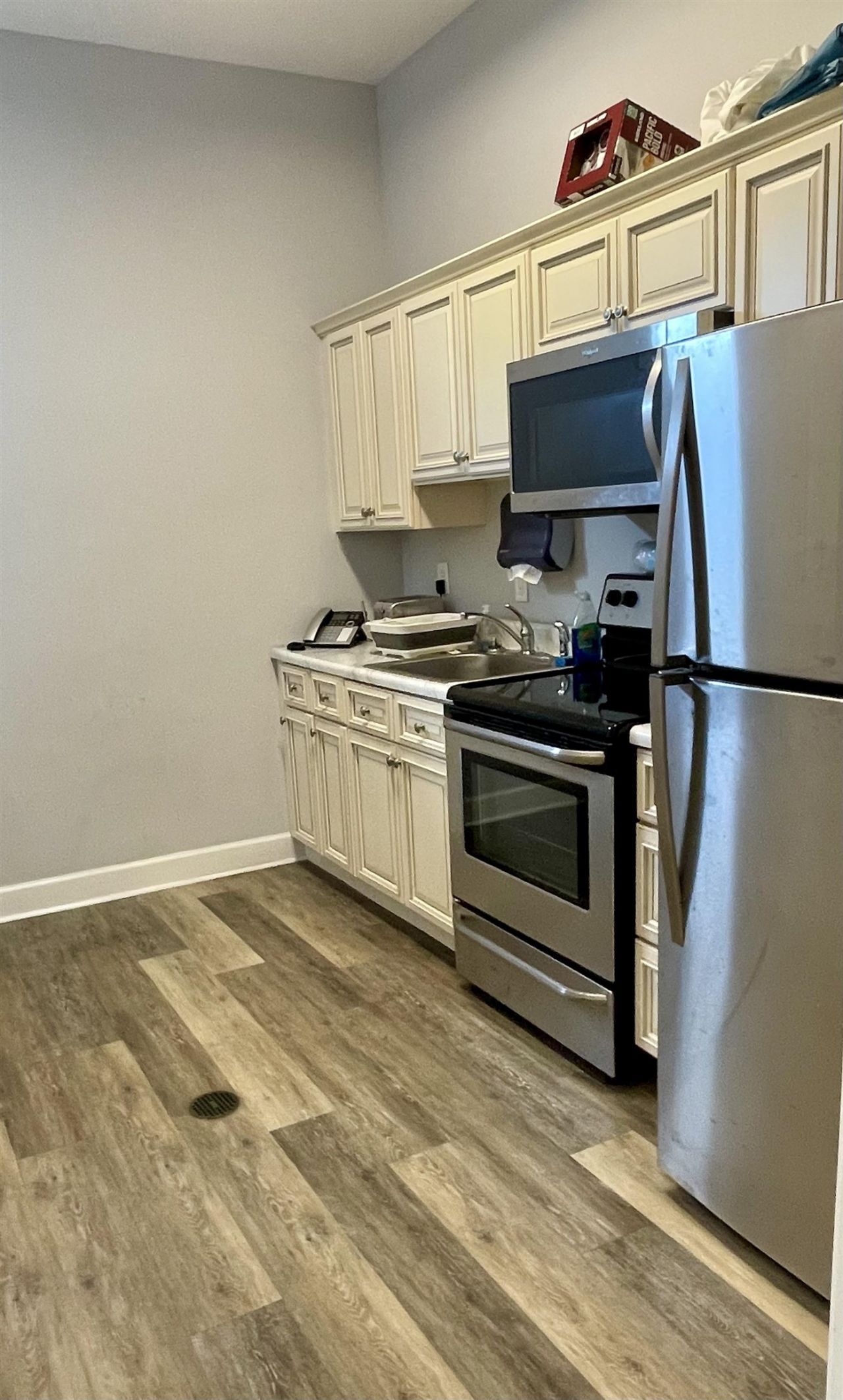 9881 Ocean Highway  Photo 9