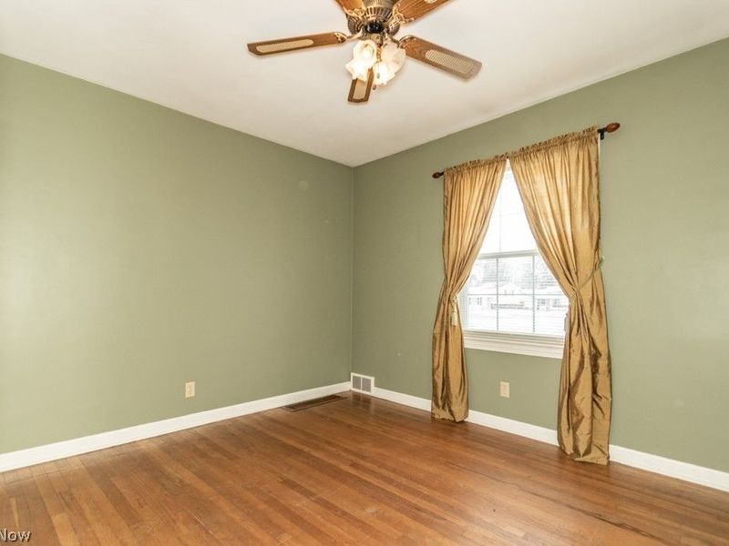 669 Belmont Drive , Painesville, OH 44077 Photo 17