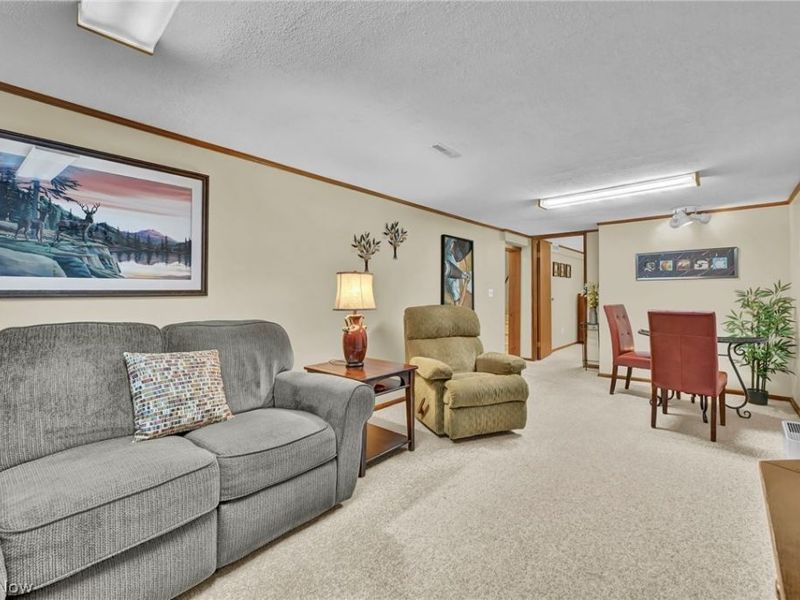 6188 Barbara Lane, Brook Park, OH 44142 Photo 12