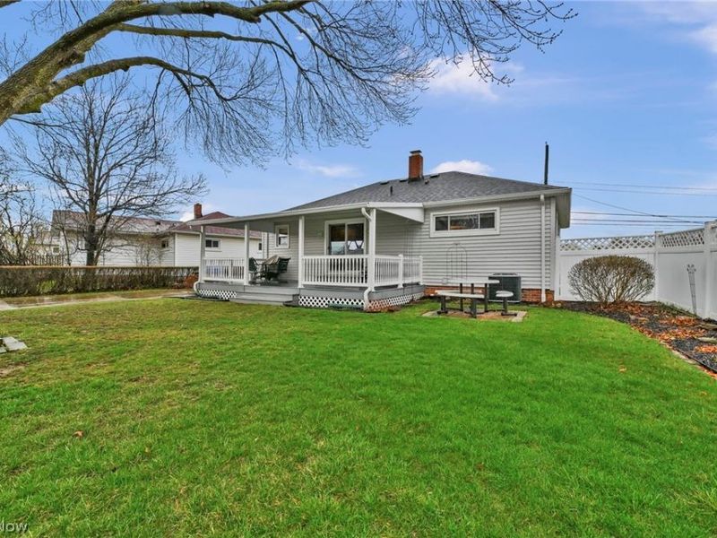 6188 Barbara Lane, Brook Park, OH 44142 Photo 2