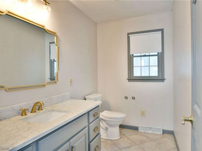 2796 Timberline Drive , Cortland, OH 44410 Photo 21