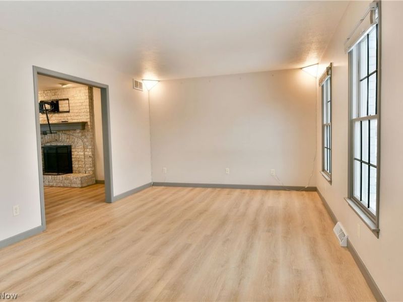 2796 Timberline Drive , Cortland, OH 44410 Photo 5