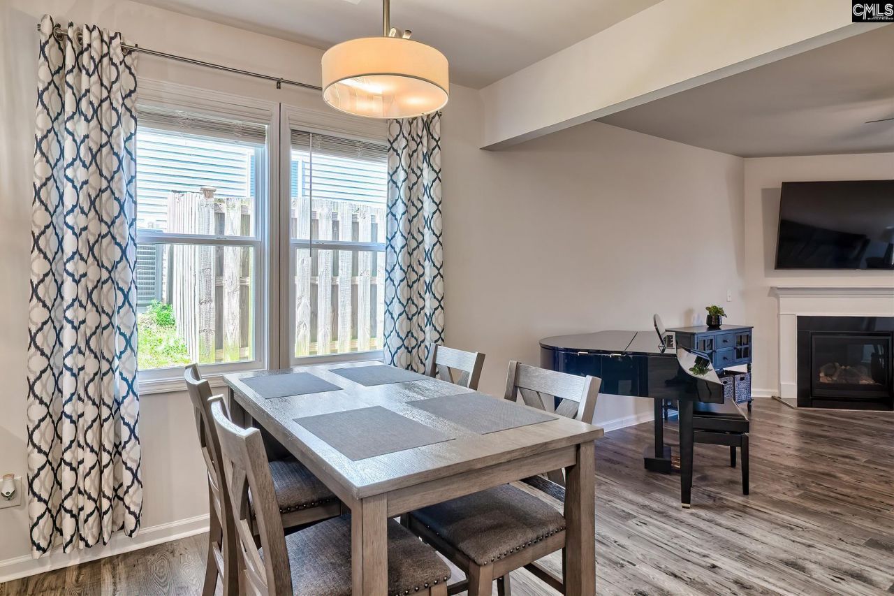 150 Summer Orchard Drive Photo 12