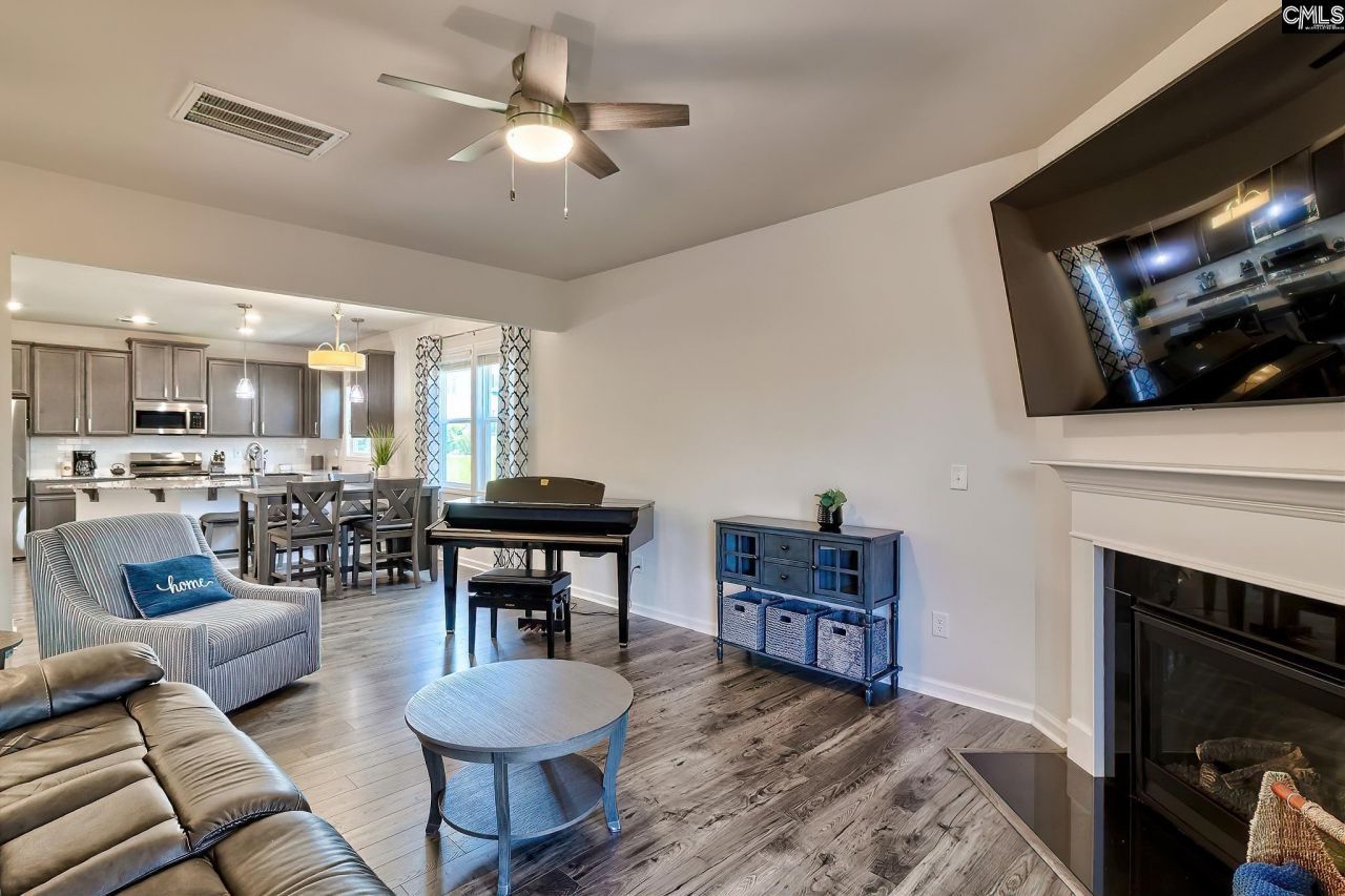 150 Summer Orchard Drive Photo 17