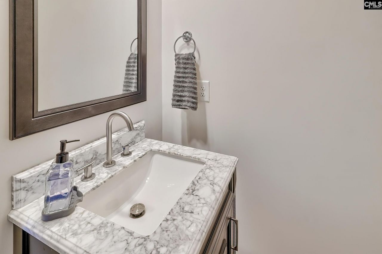 150 Summer Orchard Drive Photo 19