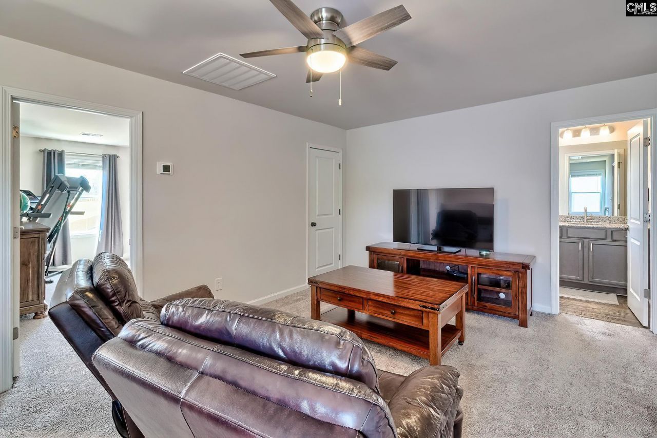 150 Summer Orchard Drive Photo 25