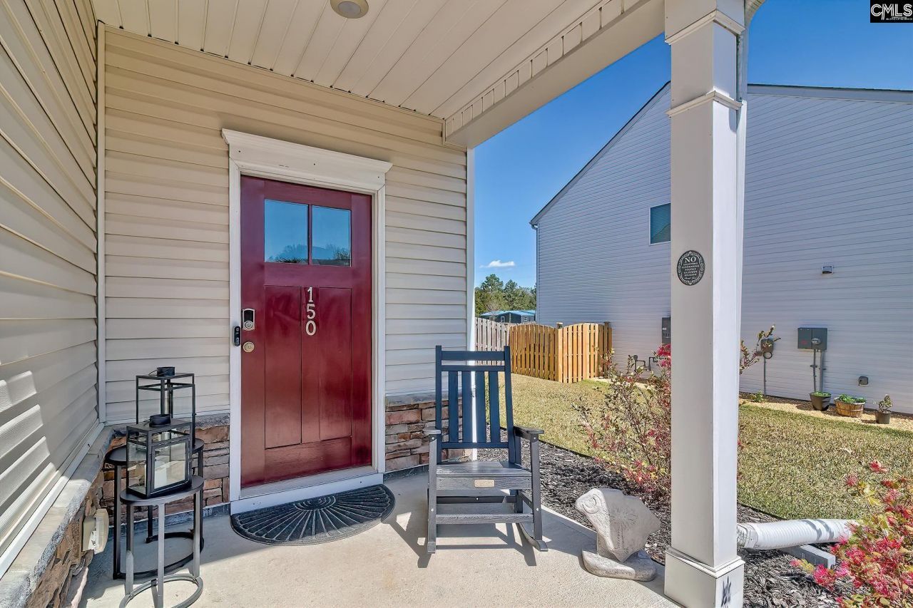 150 Summer Orchard Drive Photo 4