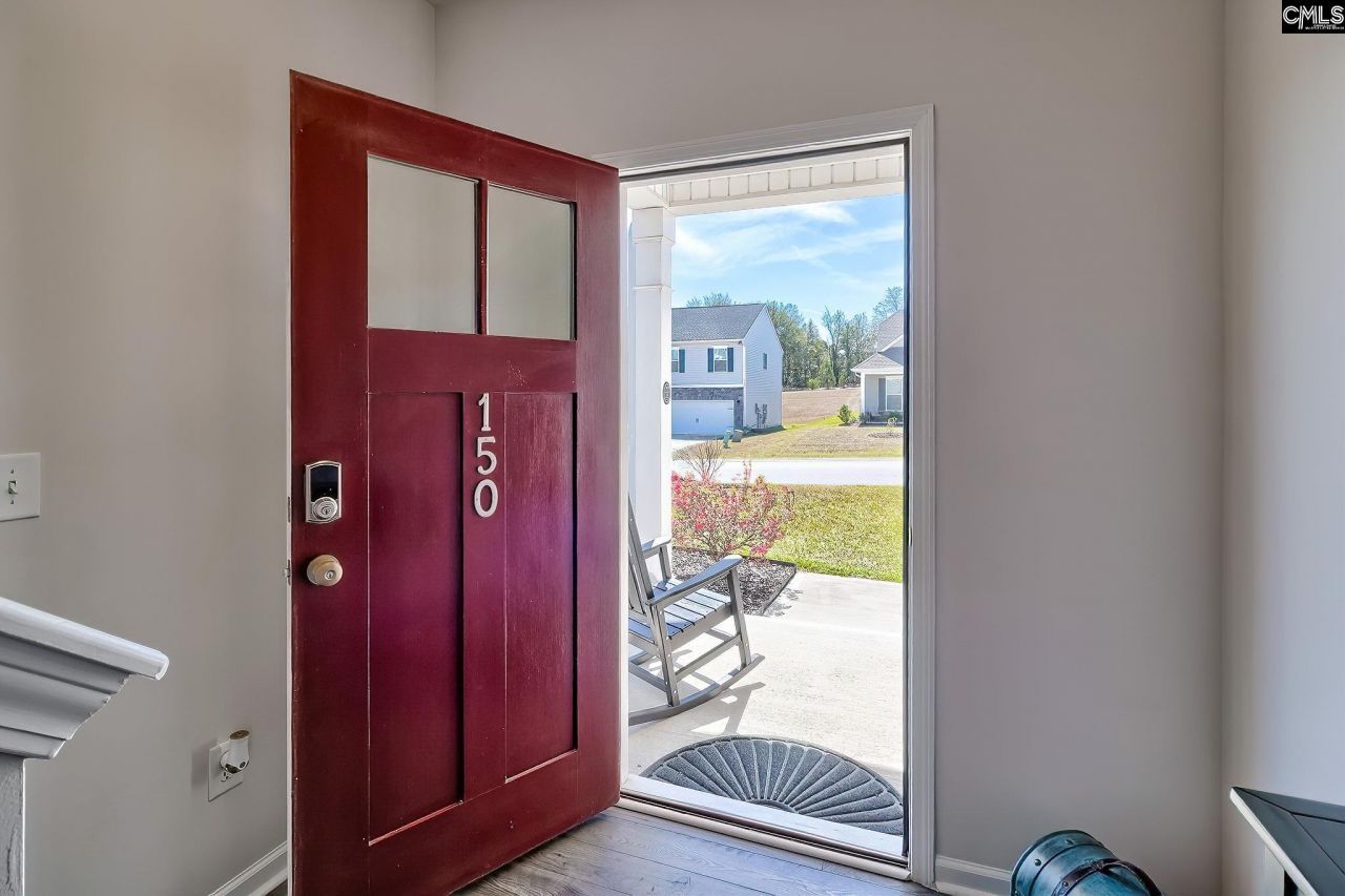 150 Summer Orchard Drive Photo 5