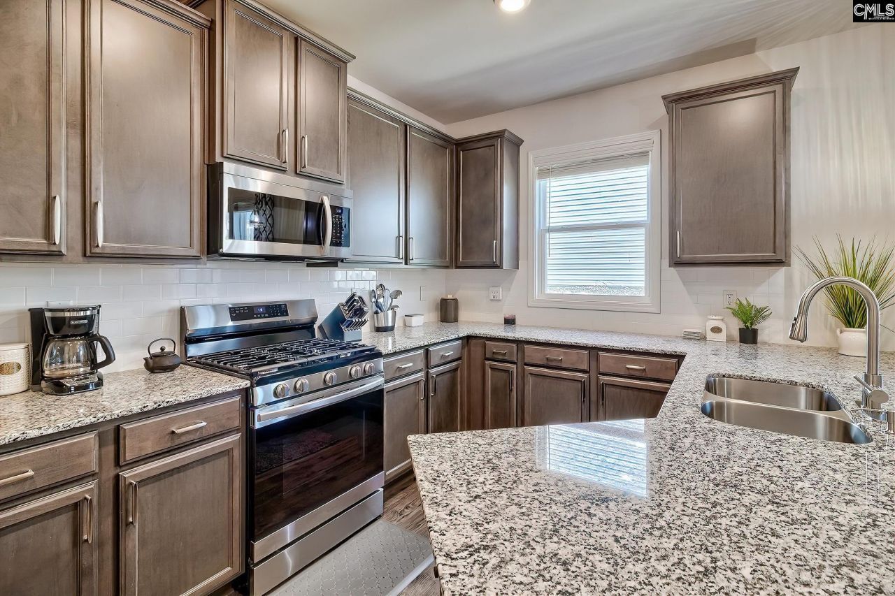 150 Summer Orchard Drive Photo 9