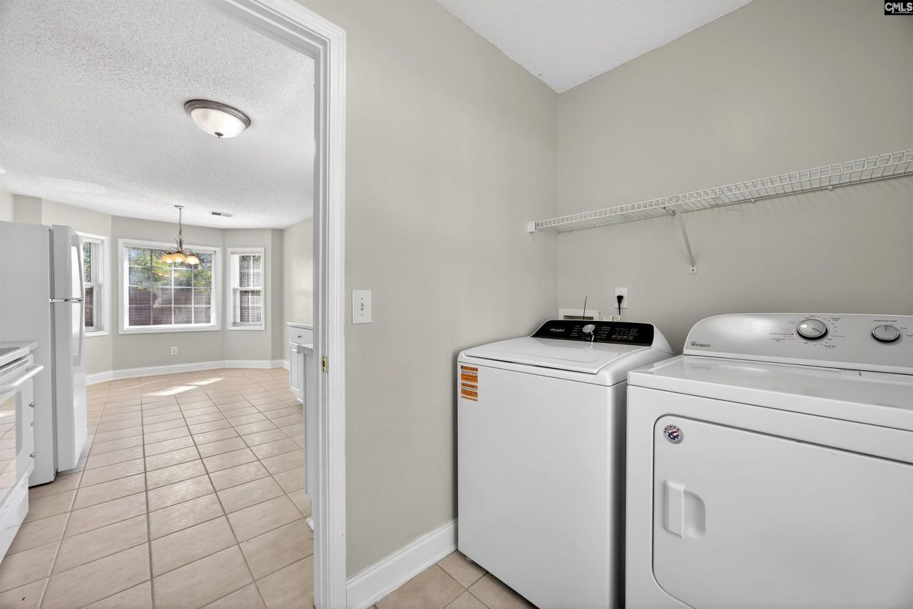 628 Burnside Drive  Photo 16