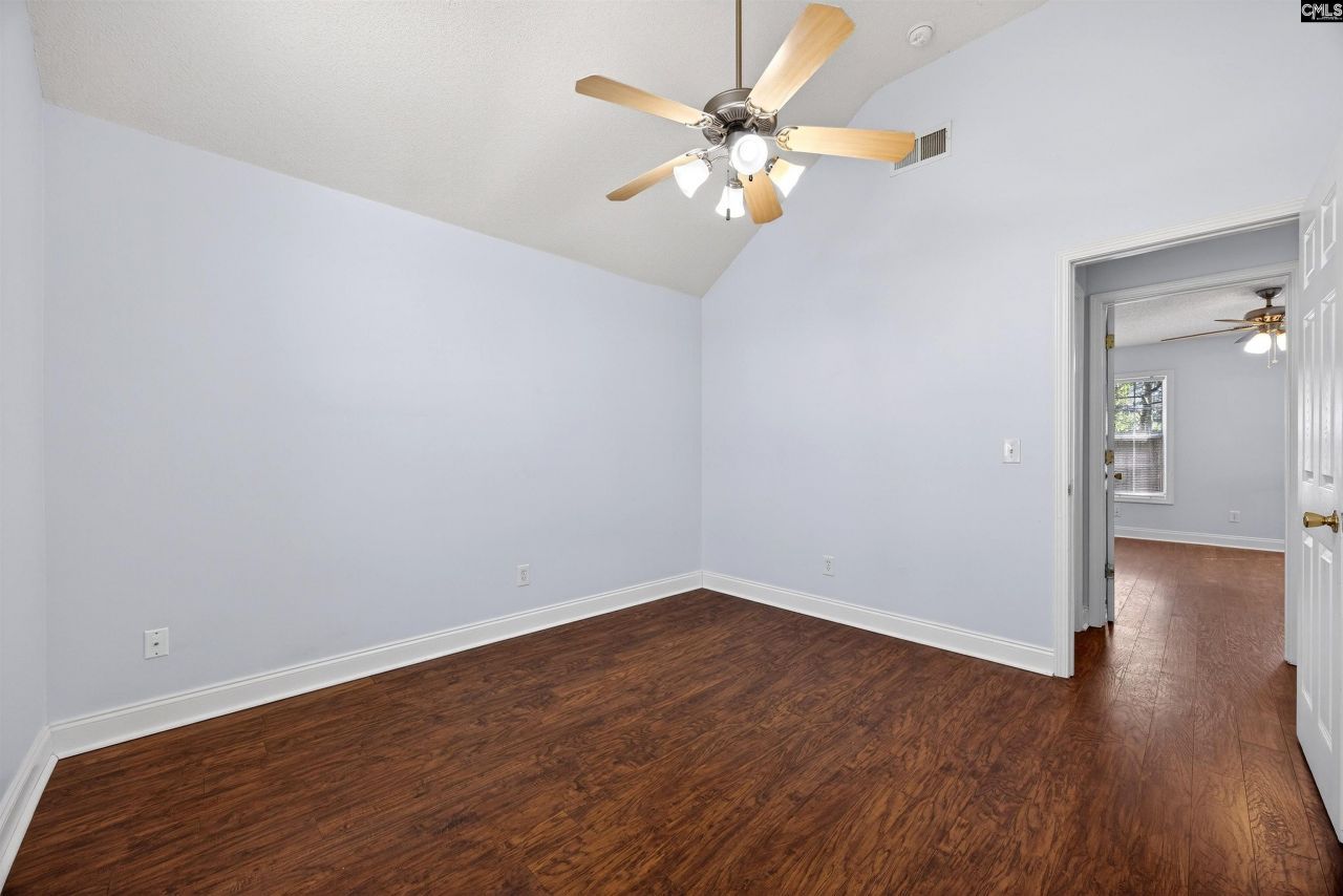 628 Burnside Drive  Photo 19