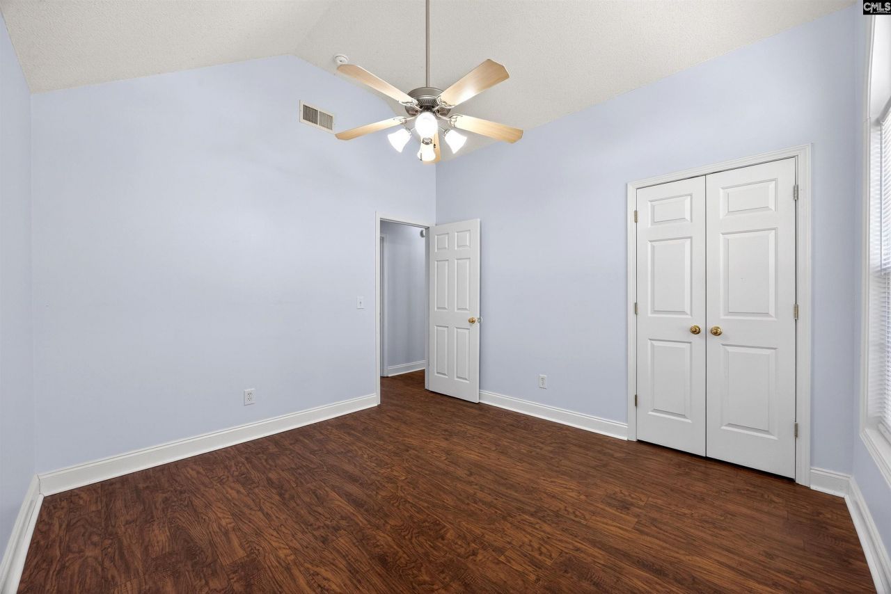 628 Burnside Drive  Photo 20