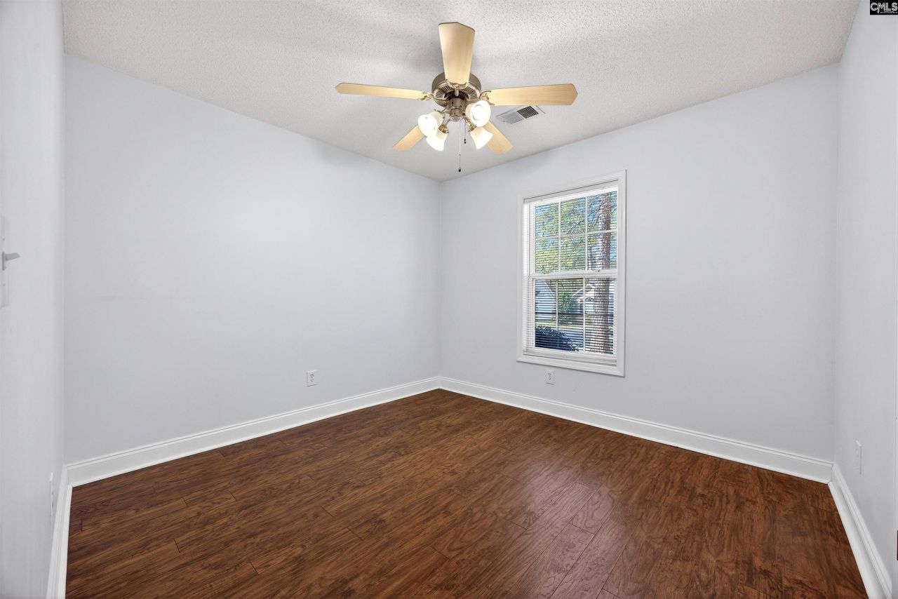 628 Burnside Drive  Photo 27