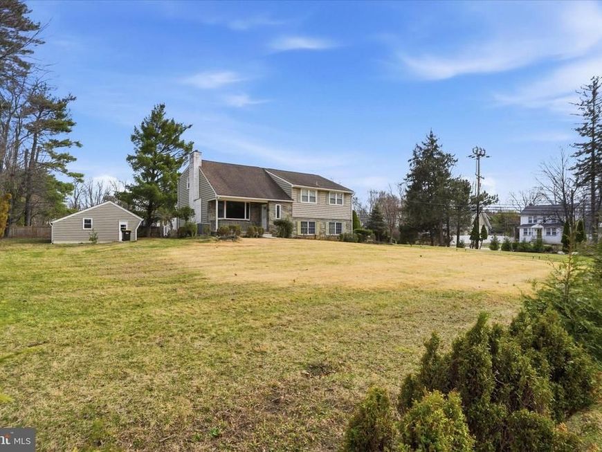 898 Crestline Drive , Blue Bell, PA 19422 Main Photo