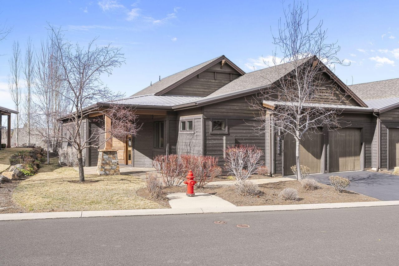 61341 Kindle Rock Loop Bend, OR 97702