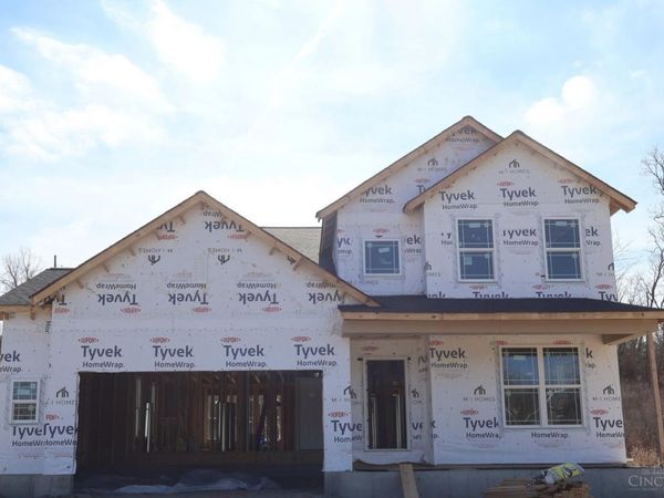 5779 Irwin Drive, Unit 142, Green Twp, OH 45248