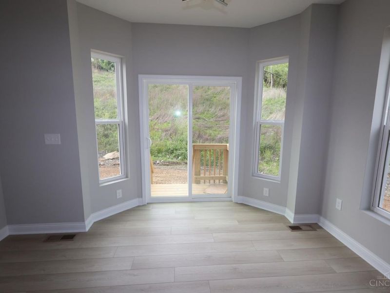 5779 Irwin Drive, Unit 142, Green Township, OH 45248 Photo 6