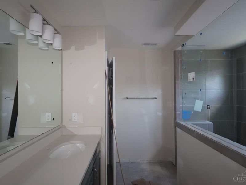 5779 Irwin Drive, Unit 142, Green Township, OH 45248 Photo 9