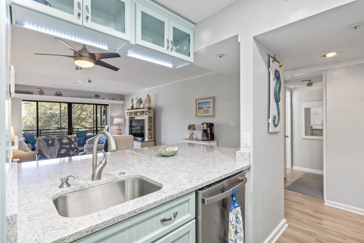 415 Ocean Creek Dr.  Photo 16